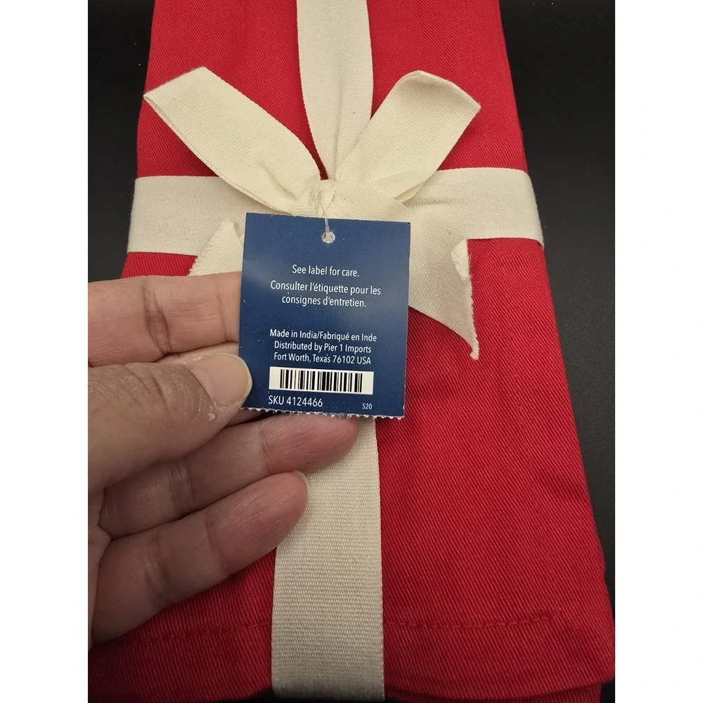 Pier 1 Imports Christmas Red Classic Buffet Cotton Napkins Set of 4